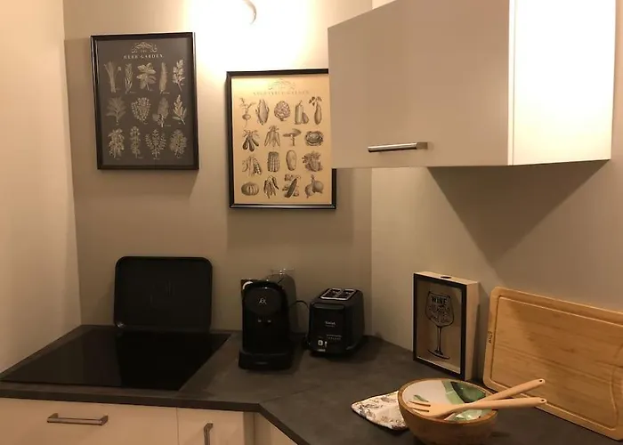 Nuits Centre : Superbe Gite Renove Et Climatise